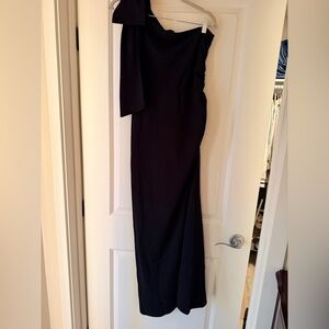 Sophisticated Black Maxi Dress